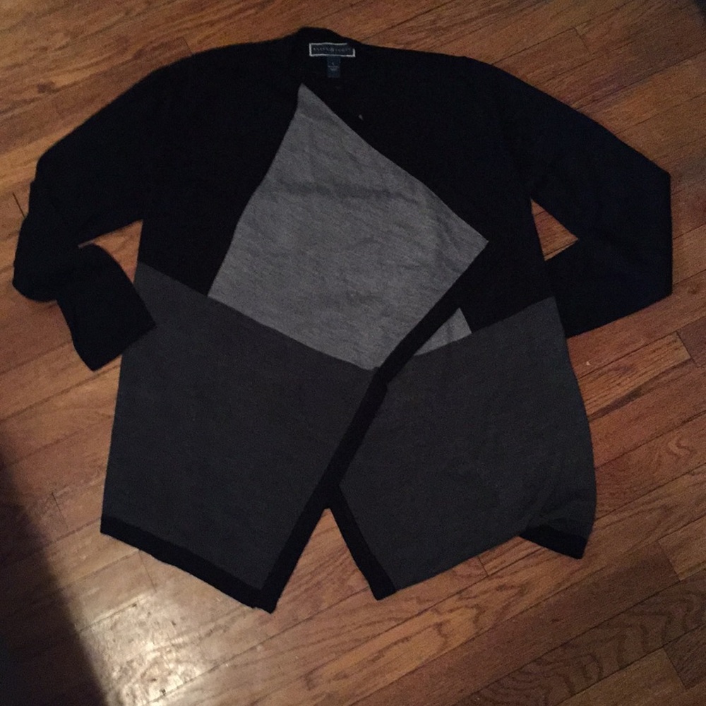 EVERYTHING MUST GO NWOT Karen Scott large cardigan